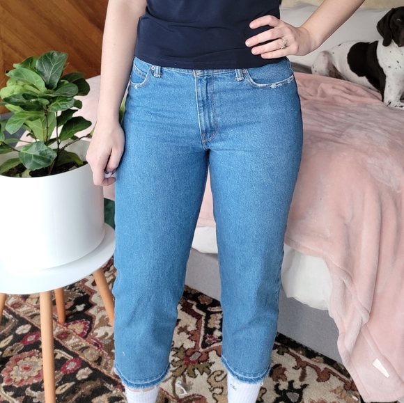 UO BDG Jeans Light Wash Straight Cut Off Denim Distressed Ankle - Picture 2 of 7